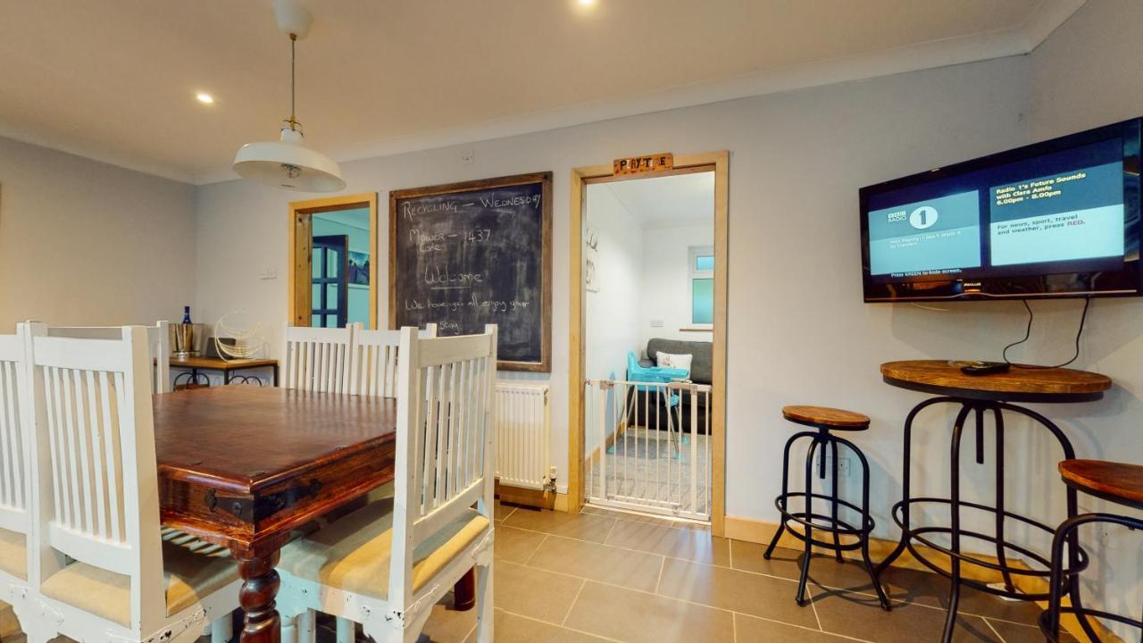 Jaw-Dropping Beach House In Anglesey Benllech Eksteriør billede
