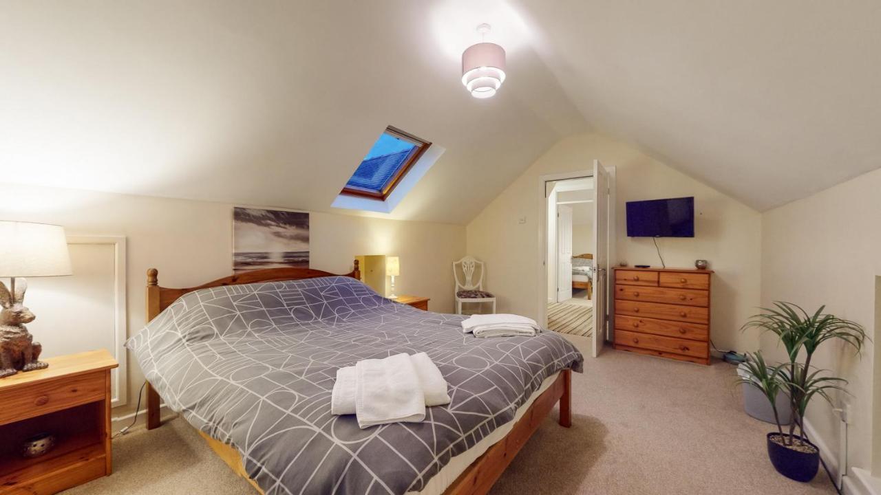 Jaw-Dropping Beach House In Anglesey Benllech Eksteriør billede