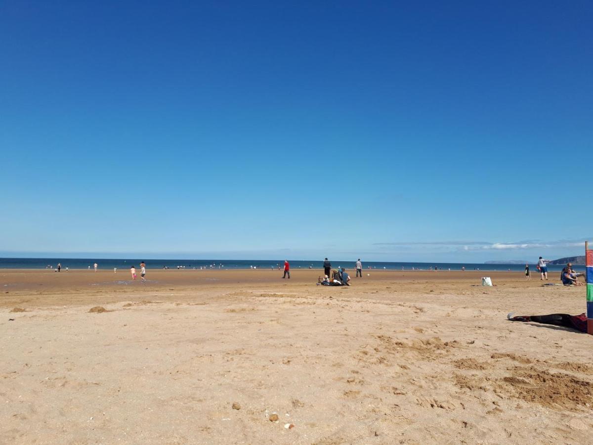 Jaw-Dropping Beach House In Anglesey Benllech Eksteriør billede